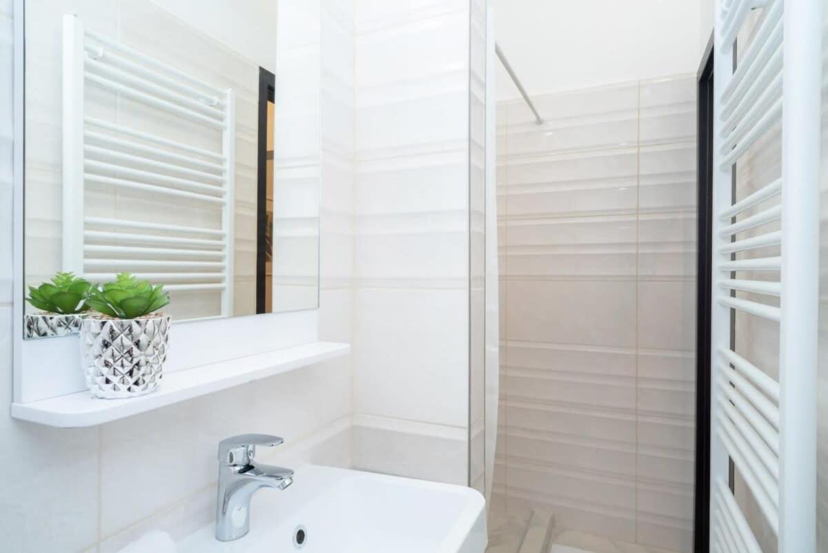 Ultra Central Large Stylish Apartment Budapest Exterior foto